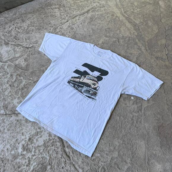 Vintage VTG 90’s Burlington Northern Train Graphic T-Shirt - Picture 6 of 8